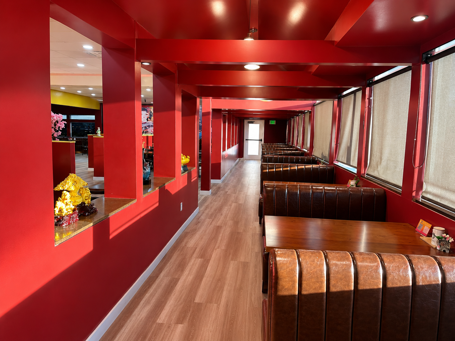 Restaurant interior 2